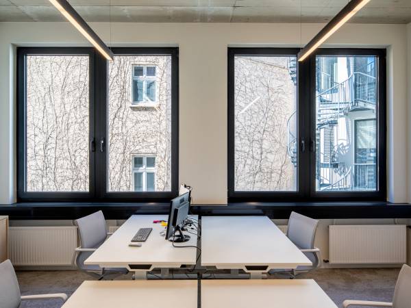 Bürofläche in Berlin (Friedrichshain) – Helle, moderne Bürofläche in Berlin-Friedrichshain im Mediaspree — Bild 1
