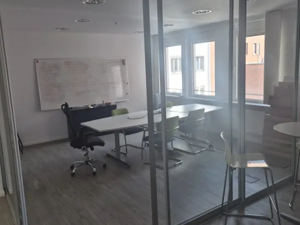 Bürofläche in München (Altstadt) – Sehr helle, moderne Bürogemeinschaft in München-Altstadt — Bild 7
