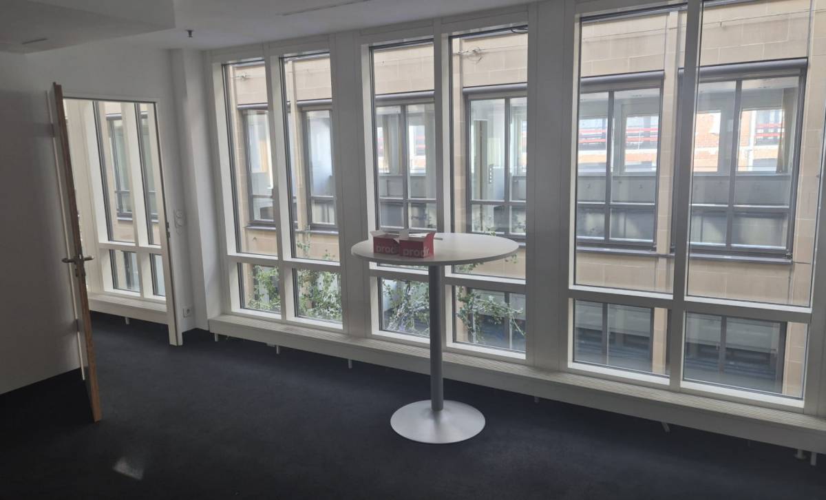 Sehr helle, moderne Bürogemeinschaft in München-Altstadt