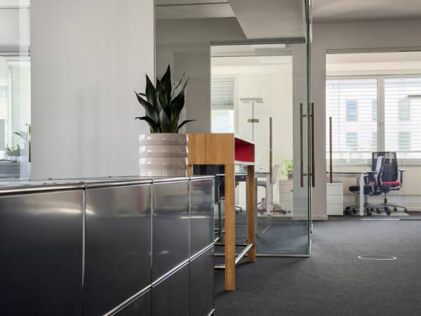Modernes Business Center mit Coworking in Darmstadt-Zentrum — Bild 1