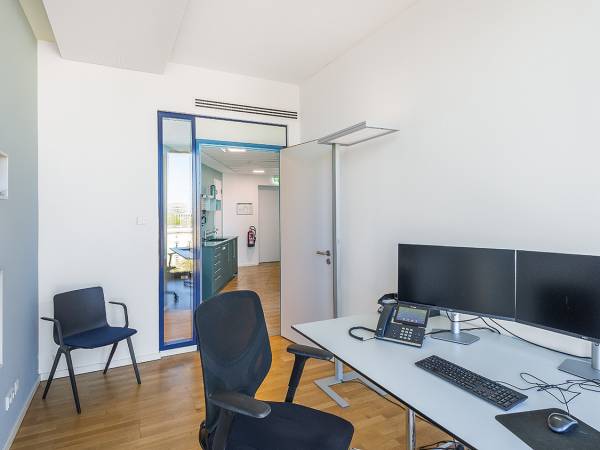 Abschließbares Büro in Berlin (Moabit) – Repräsentative Büroräume in Kanzleigemeinschaft in Berlin-Moabit — Bild 7