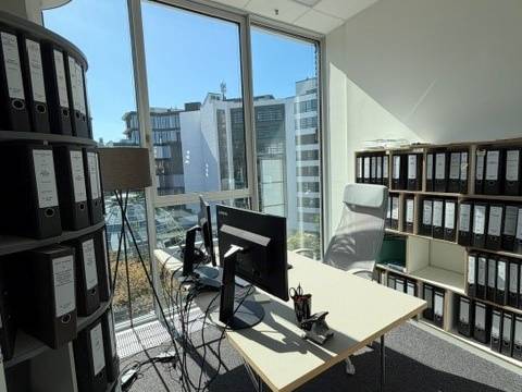 Exklusive Bürogemeinschaft mit hellen Büroräumen in Hamburg-Neustadt — Bild 2