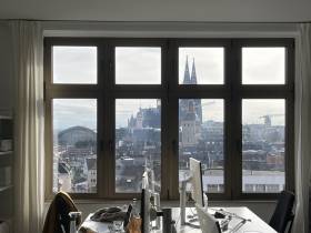 Studio-Office von Design-Agentur zur Untermiete