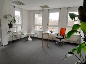 Heller Büroraum in kreativem nachhaltigem Ambiente Stuttgart