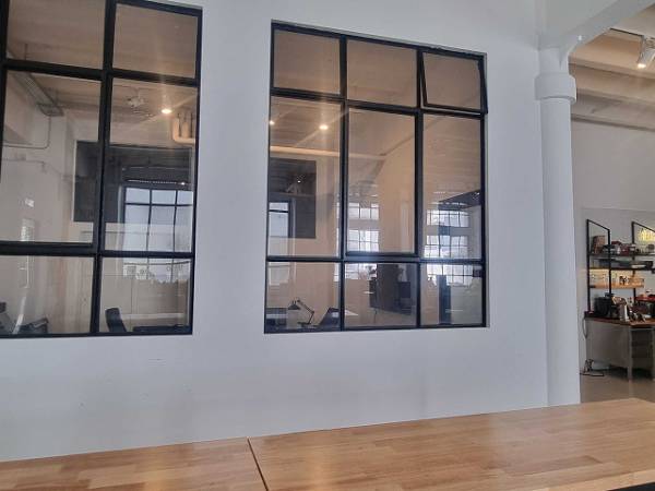 Kreative Bürogemeinschaft mit Loft-Charakter in Köln-Altstadt-Nord — Bild 2