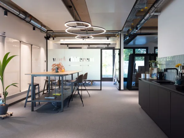 Abschließbares Büro in Dachau (Unteraugustenfeld) – Hochwertiger Coworking Space und Büros in Dachau-Unteraugustenfeld — Bild 1