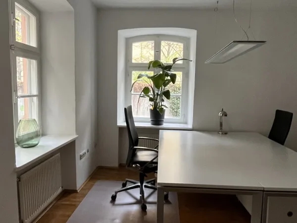 Abschließbares Büro in München (Altstadt-Lehel) – Möblierte Büroräume in charmantem Altbau in München-Lehel — Bild 3
