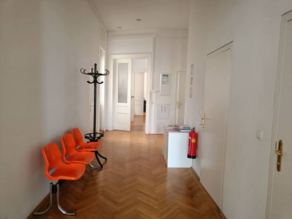 Helles, schönes Altbaubüro in guter Lage — Bild 6