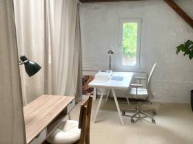 Heller Workspace für 2-3 Personen