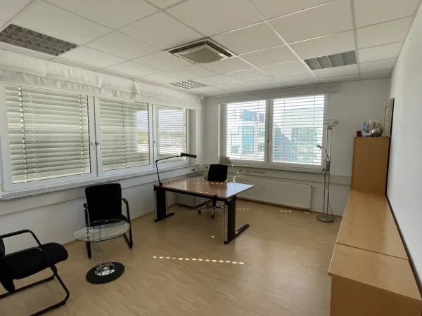 Abschließbares Büro in Egelsbach (Im Loh) – Hochwertige Büroräume in Bürogemeinschaft in Egelsbach, Im Loh — Bild 6