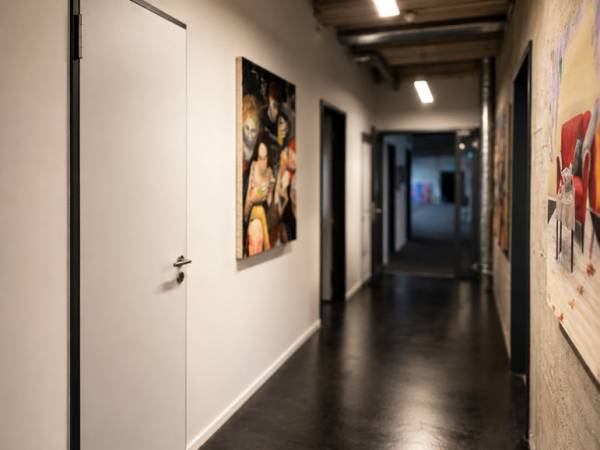 Schreibtischplatz in Berlin (Kreuzberg) – Kreative Bürogemeinschaft mit Industriecharme in Berlin-Kreuzberg — Bild 8