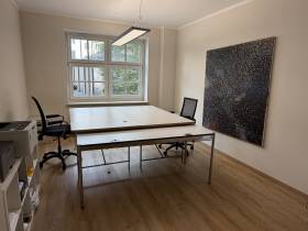 Arbeitsplatz in traumhafter Lage im Westend