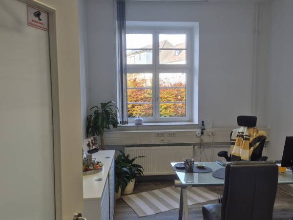 Moderne Büros & Coworking in Gladbeck-Mitte am Jovypark — Bild 4
