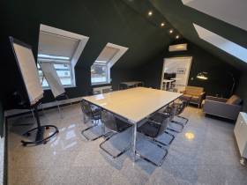 Ruhiges Eckbüro im schicken Grünwald