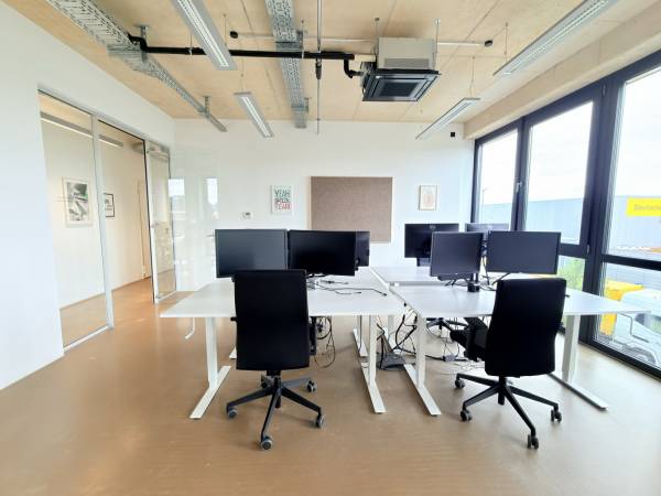 Helle & moderne Büroräume in kreativer Bürogemeinschaft in — Bild 5
