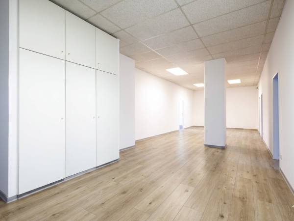Moderner Coworking Arbeitsplatz in Erkrath — Bild 4