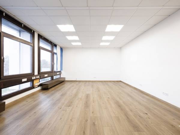 Moderner Coworking Arbeitsplatz in Erkrath — Bild 2