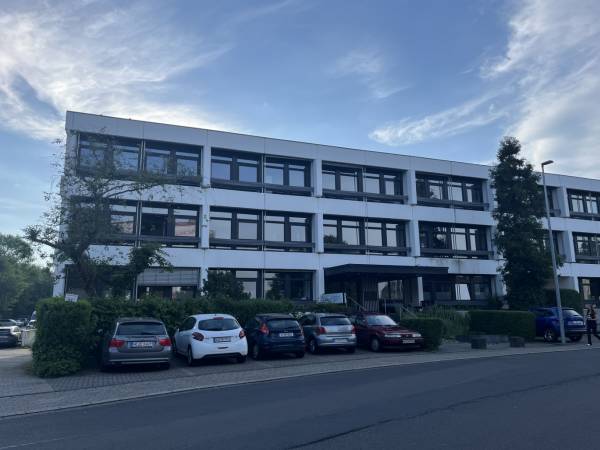 Moderner Coworking Arbeitsplatz in Erkrath — Bild 7