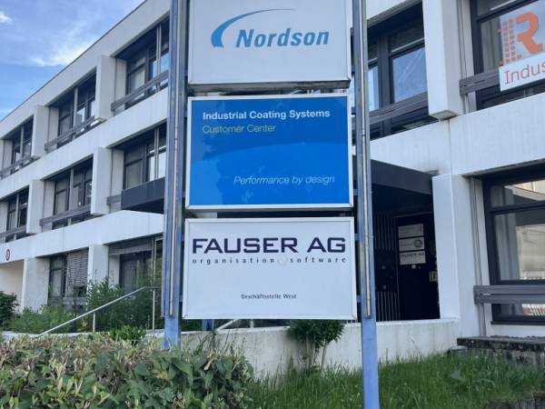 Moderner Coworking Arbeitsplatz in Erkrath — Bild 8