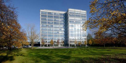 Moderne Bürogemeinschaft mit Panoramablick in München-Nymphenburg