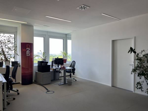 Moderne Bürofläche mit Panoramablick in München-Nymphenburg — Bild 2