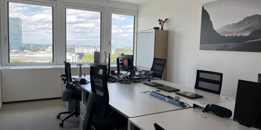 Moderne Bürogemeinschaft mit Panoramablick in München-Nymphenburg