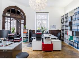 Schönes Altbaubüro in Bürogemeinschaft in top Lage
