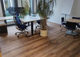 Büro 01
