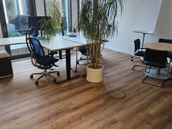 Abschließbares Büro in München (Moosach) – Moderne Bürogemeinschaft in München-Moosach mit U-Bahn-Anschluss — Bild 6