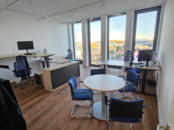 Abschließbares Büro in München (Moosach) – Moderne Bürogemeinschaft in München-Moosach mit U-Bahn-Anschluss — Bild 7