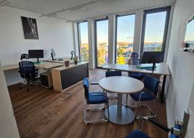 Büro 09
