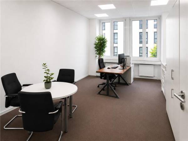 Moderne Bürogemeinschaft in Hannover Südstadt — Bild 1