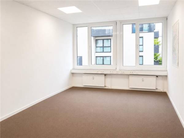 Moderne Bürogemeinschaft in Hannover Südstadt — Bild 3