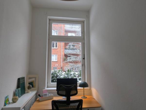 Separater Büroraum in familiärer Bürogemeinschaft Hamburg-Barmbek-Nord — Bild 2