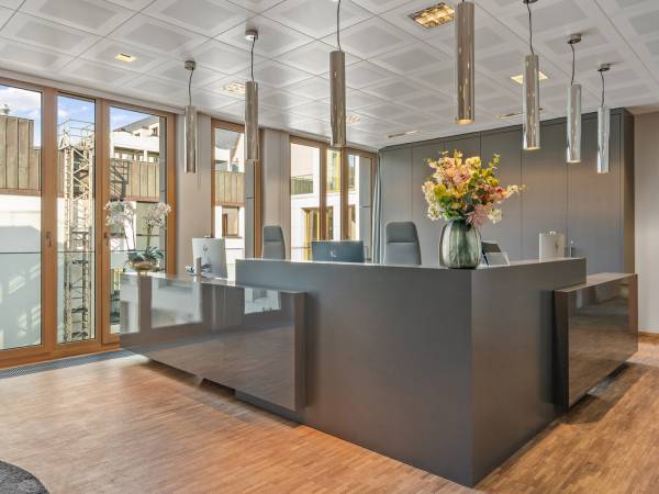 Elegante Büros & Coworking Spaces mit Fleetblick in Hamburg-Neustadt — Bild 3