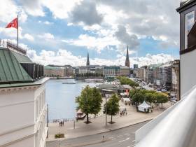 Top ausgestattete Büroräume & Meetingräume mit bester Lage an der Hamburger Binnenalster!