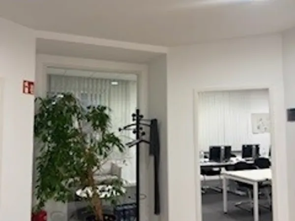 Abschließbares Büro in Unterhaching (Unterhaching) – Moderne Büroflächen in Unterhaching mit Dachterrasse — Bild 4