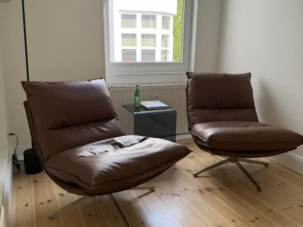 Abschließbares Büro in Hamburg (Rotherbaum) – Heller Altbau-Büroraum in Bürogemeinschaft an der Alster, Rotherbaum — Bild 4