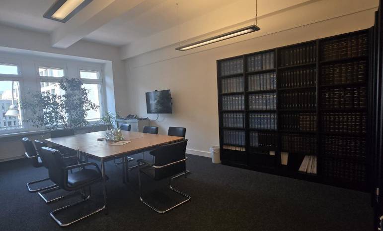 Besprechungsraum Bibliothek