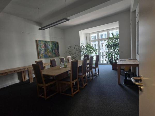 Professionelle Bürogemeinschaft im Kölner Bankenviertel — Bild 7