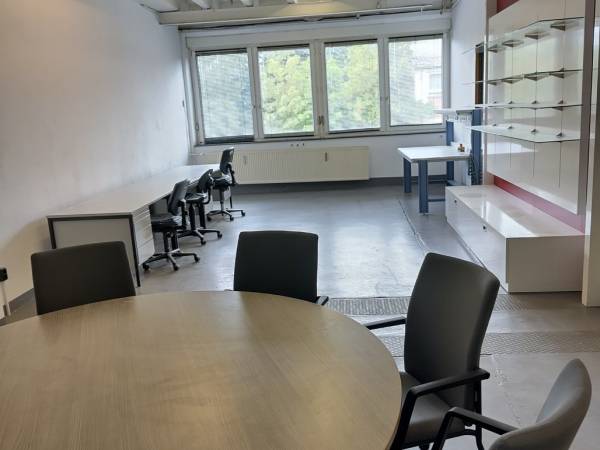 Helle Büroräume und Labore in Bürogemeinschaft in Nürnberg-Tafelhof — Bild 1