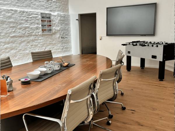 Vielseitige Bürogemeinschaft in Köln-Altstadt-Nord — Bild 8