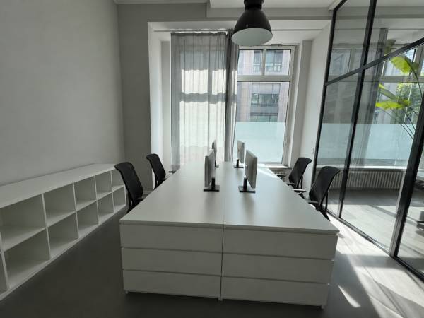 Helles Loftbüro in Bürogemeinschaft in Berlin-Mitte — Bild 5