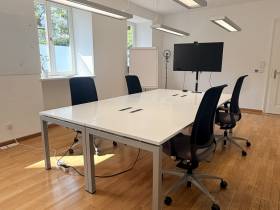 Schönes, abgeschlossenes Büro in Bürogemeinschaft in München