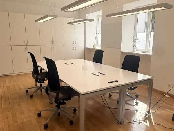 Abschließbares Büro in München (Au-Haidhausen) – Separater Büroraum in Bürogemeinschaft in München Haidhausen — Bild 1