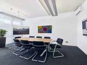 Helles Einzelbüro mit High-Speed-Internet in Ismaning