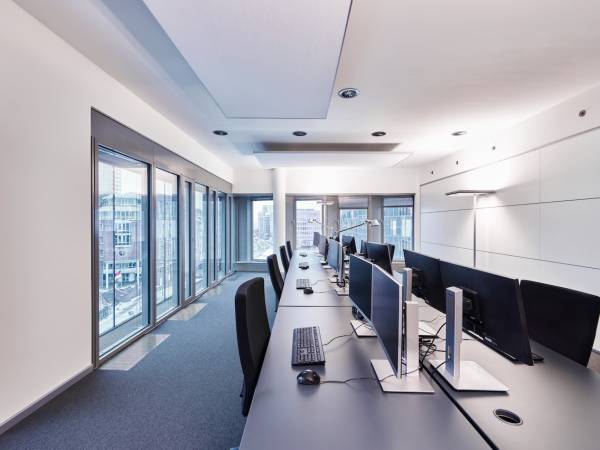 Bürogemeinschaft mit Elbblick im Holzhafen, Hamburg-Altona-Altstadt — Bild 2