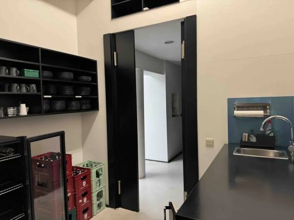 Bürogemeinschaft im Altbau-Loft in Köln-Lindenthal — Bild 3