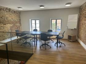 Modernes Coworking in historischem Brauereigebäude in Berching