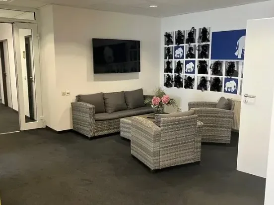 Bürofläche in Düsseldorf (Reisholz) – Moderne Büroflächen in ruhigem Gewerbepark in Düsseldorf-Reisholz — Bild 6